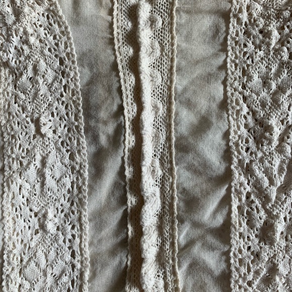 XS Free People Cream Slightly Cropped Blouse - Picture 2 of 4